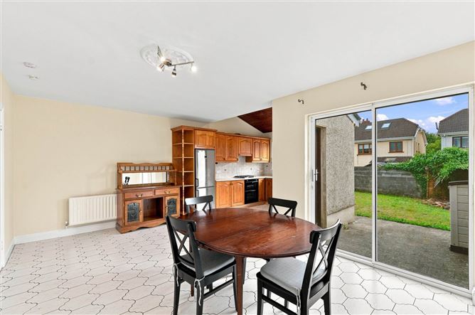 Photo 9 of 22 — 10 Windermere, Clonsilla, Dublin 15
