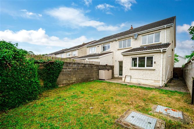Photo 19 of 22 — 10 Windermere, Clonsilla, Dublin 15