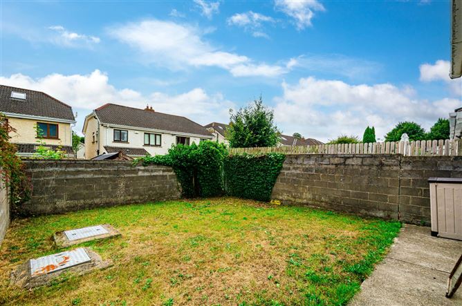 Photo 20 of 22 — 10 Windermere, Clonsilla, Dublin 15