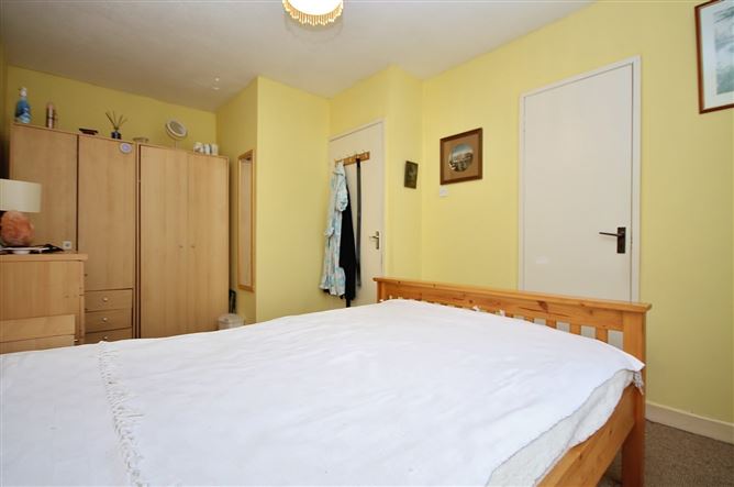 17 Yellow Meadows Grove, Clondalkin, Dublin 22