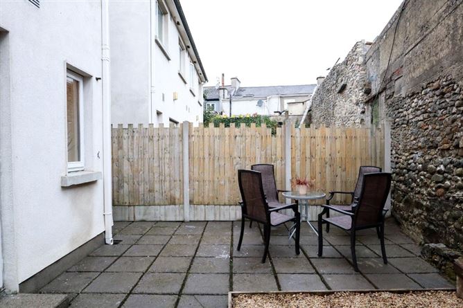 6 Troy's Green, Green Street, Kilkenny