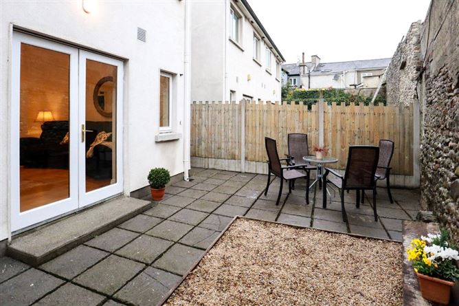 6 Troy's Green, Green Street, Kilkenny