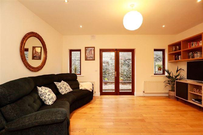 6 Troy's Green, Green Street, Kilkenny