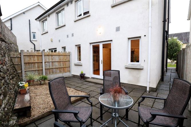 6 Troy's Green, Green Street, Kilkenny