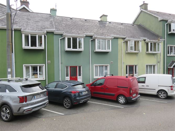 Main image for 5 Sandlighter Court, Wolfe Tone Street, Clonakilty,   West Cork