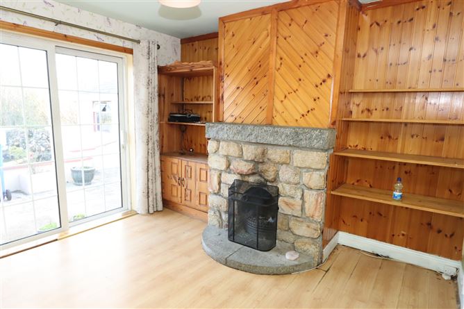 9 The Villas, Clonroche, Enniscorthy, Co. Wexford