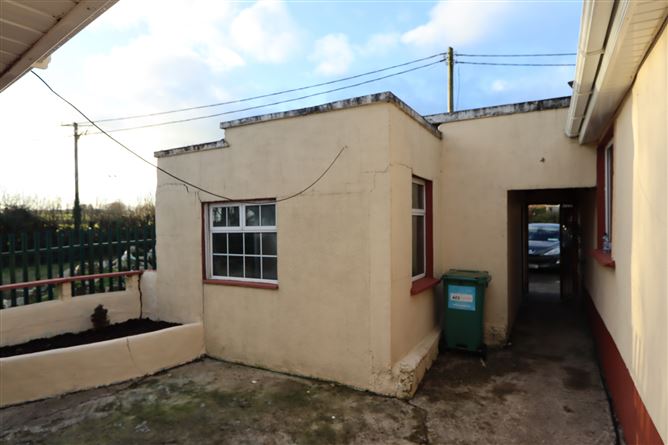 9 The Villas, Clonroche, Enniscorthy, Co. Wexford