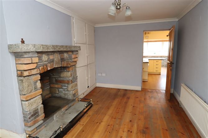 9 The Villas, Clonroche, Enniscorthy, Co. Wexford