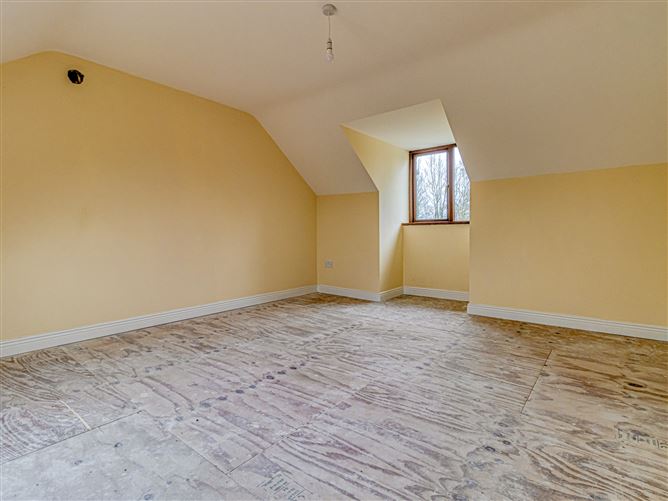 Greenfield House & Stables, Barrettstown, Newbridge, Kildare