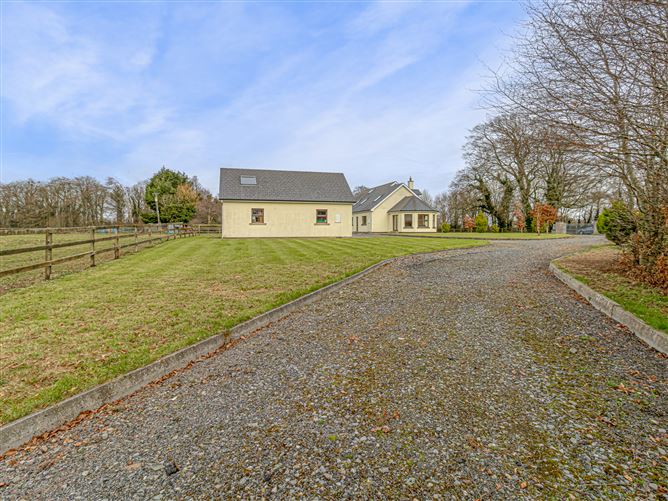 Greenfield House & Stables, Barrettstown, Newbridge, Kildare