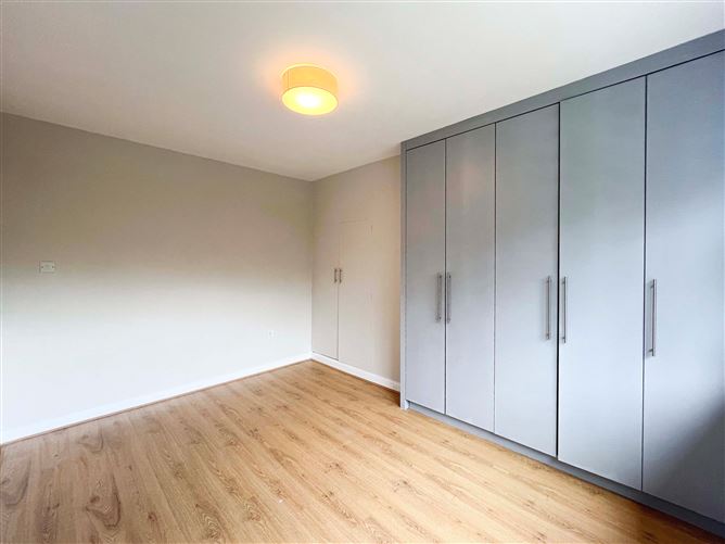 4 Poddle Park, Kimmage, Dublin 12