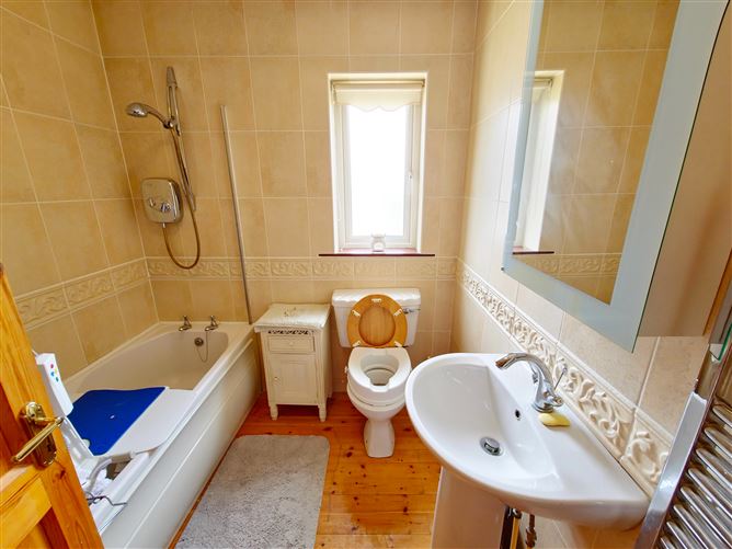 No. 9 Blackfort Manor , Castlebar, Mayo