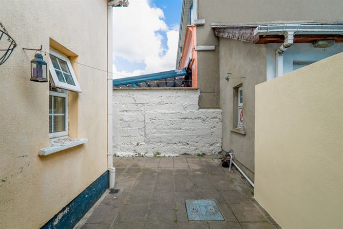 Photo 12 of 15 — 1 Clontarf Park Clontarf Dublin 3, Dublin 3, Dublin