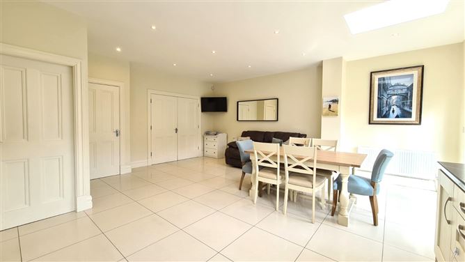 39 Castle Park, Termonfeckin, Louth