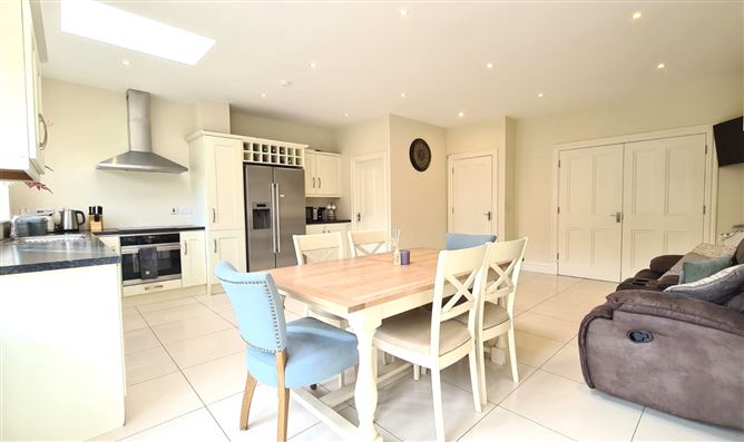 39 Castle Park, Termonfeckin, Louth