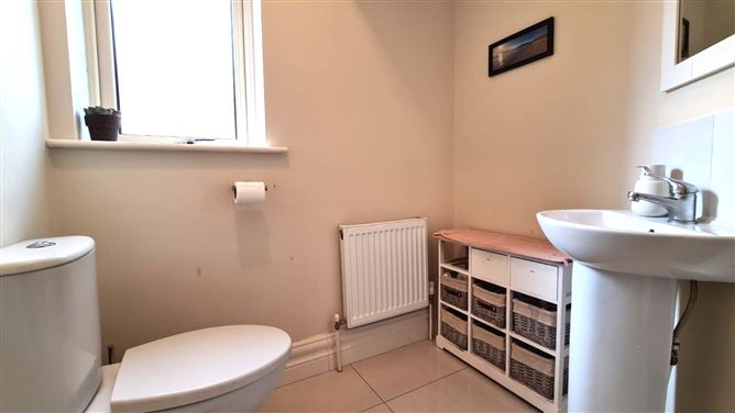 39 Castle Park, Termonfeckin, Louth