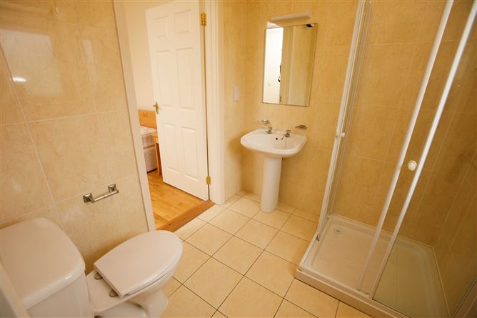 17 Crystal Fountain, Ballyseedy, Tralee, Co. Kerry
