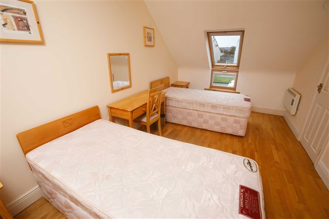 17 Crystal Fountain, Ballyseedy, Tralee, Co. Kerry
