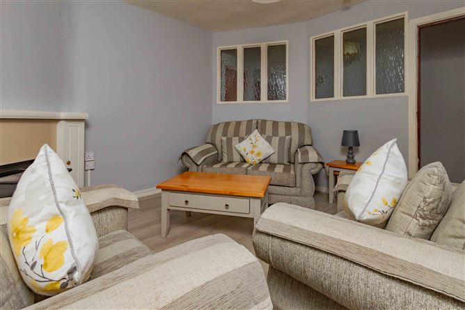 100 Sperrin Road, Drimnagh, Dublin 12