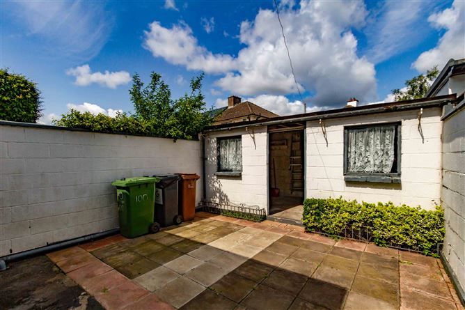 100 Sperrin Road, Drimnagh, Dublin 12