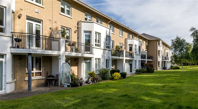 67 Castleheath, Swords Road, Malahide, Dublin