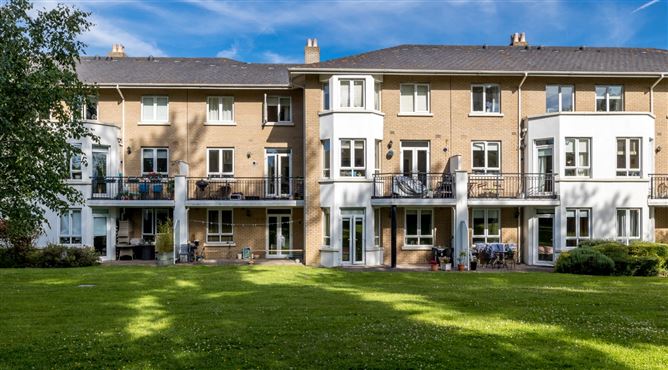 67 Castleheath, Swords Road, Malahide, Dublin