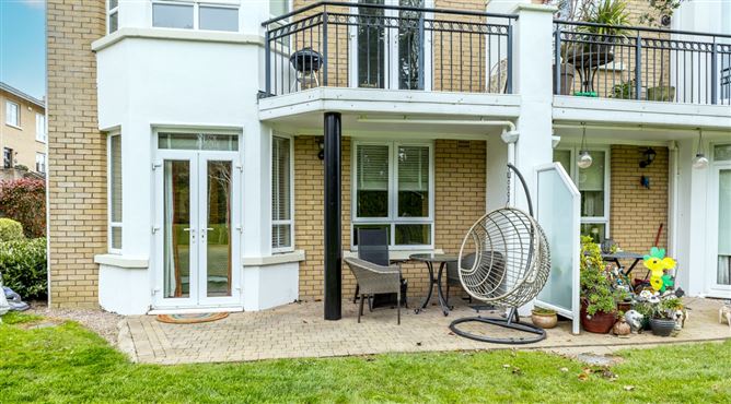 67 Castleheath, Swords Road, Malahide, Dublin