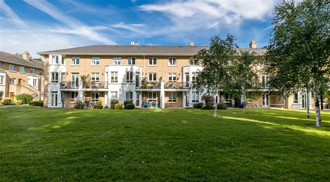 67 Castleheath, Swords Road, Malahide, Dublin