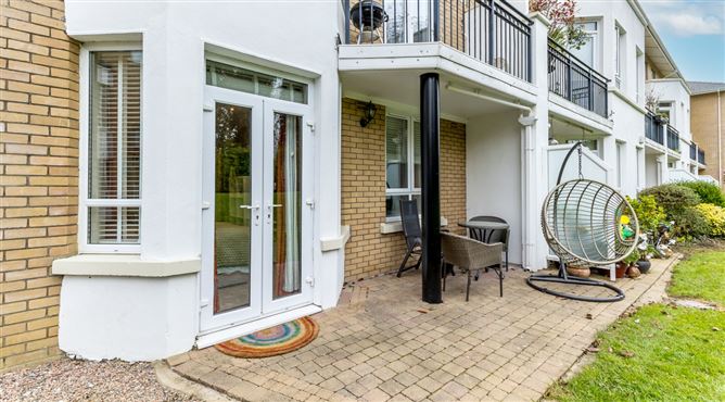 67 Castleheath, Swords Road, Malahide, Dublin