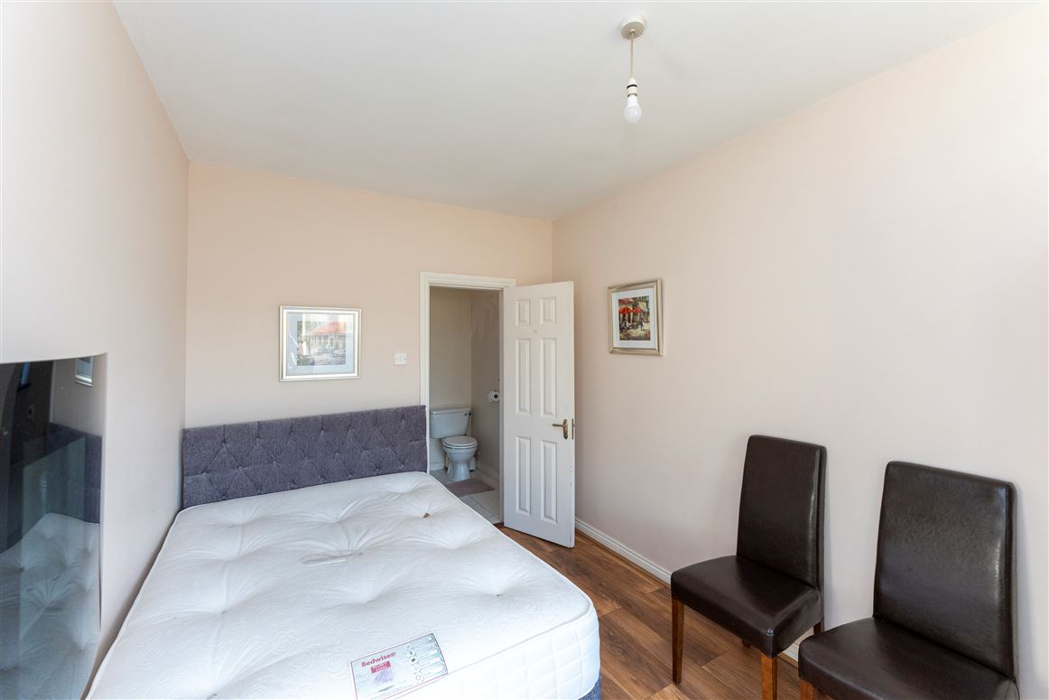 32 Oakfield Fr Russell Road , Dooradoyle, Limerick