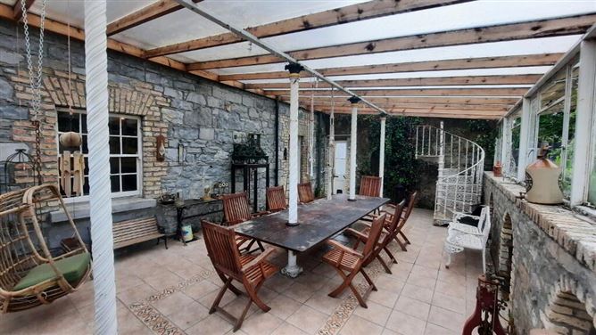 Cuiltybar House, Carrowlean, Coolaney, Sligo