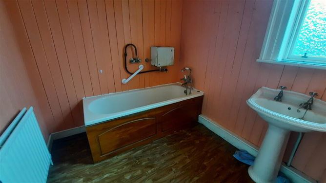 Cuiltybar House, Carrowlean, Coolaney, Sligo