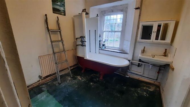 Cuiltybar House, Carrowlean, Coolaney, Sligo