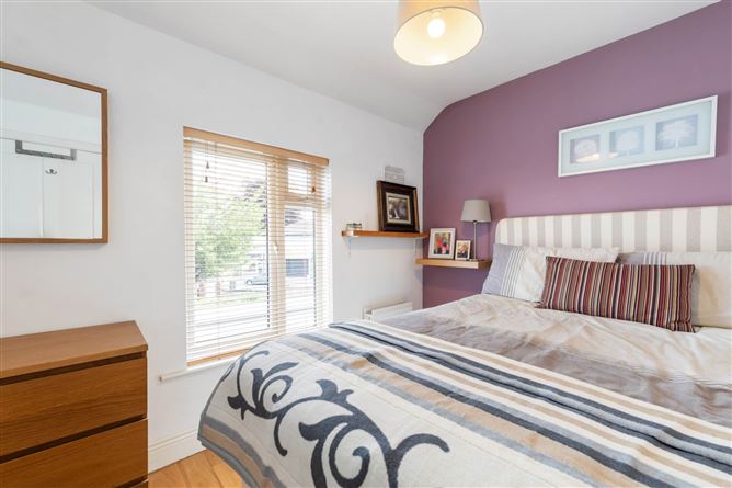 3 Oliver Plunkett Avenue, Monkstown, County Dublin