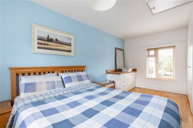 3 Oliver Plunkett Avenue, Monkstown, County Dublin