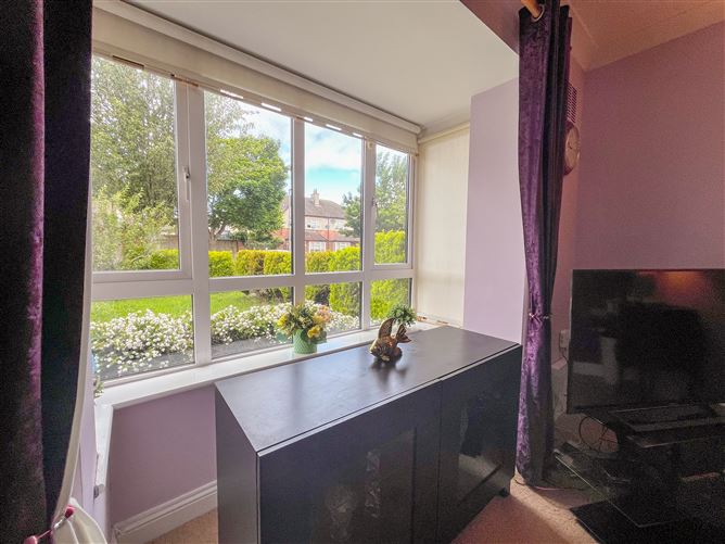 23 Ellensborough Drive, Kiltipper, Dublin 24