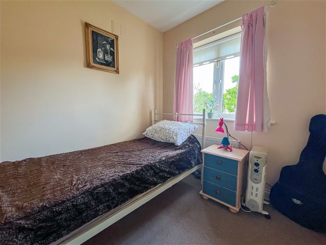 23 Ellensborough Drive, Kiltipper, Dublin 24