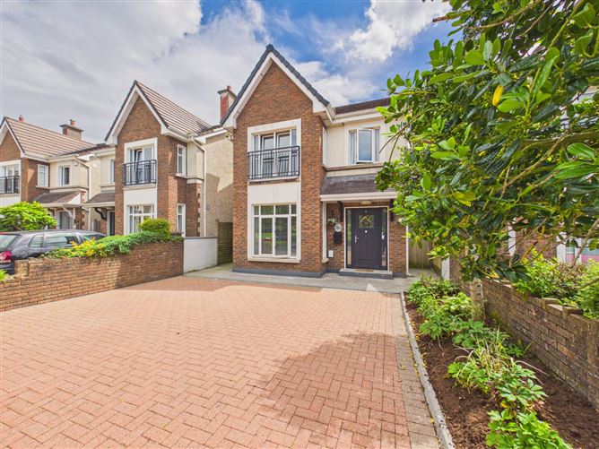 254 Ros Caoin, Roscam, Galway