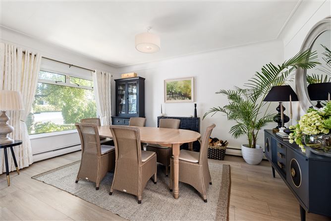 Coonawarra, 38 Killiney Road, Killiney, County Dublin