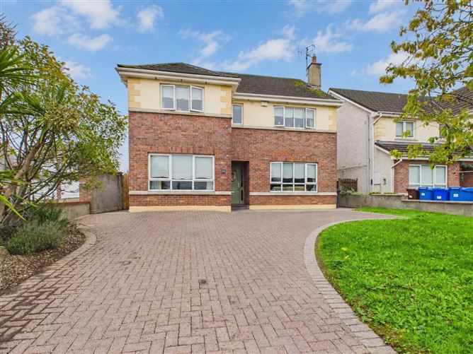 30 Donn Or, Browneshill Road, Carlow Town, Co. Carlow, R93P9F9