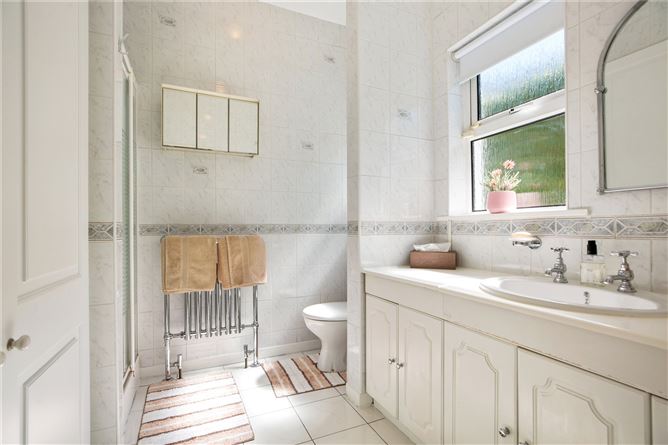 13 Cornelscourt Hill Road, Foxrock, Dublin 18