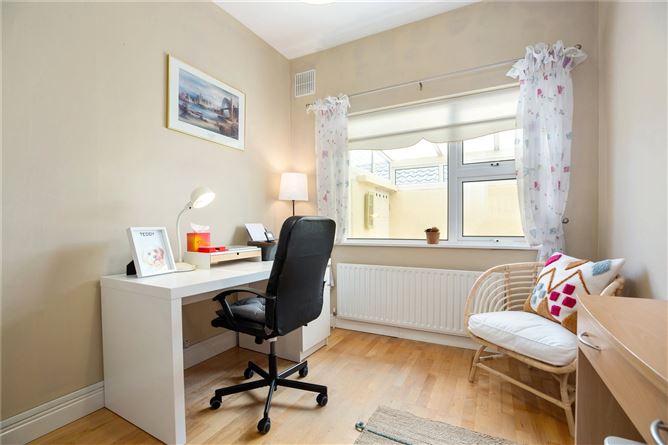 13 Cornelscourt Hill Road, Foxrock, Dublin 18