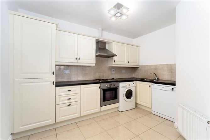 24 Torquay, Castle Court, Kilgobbin Wood, Sandyford,   Dublin 18