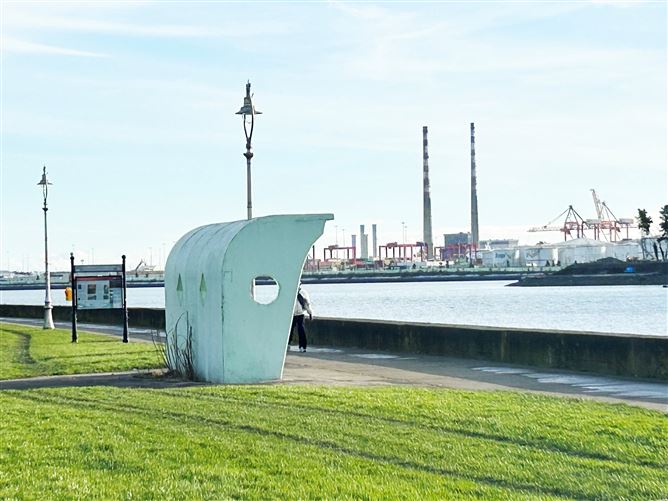 2 Carlton Court, St Lawrence Road, Clontarf, Dublin 3