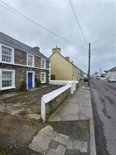 Charledon Ocean Lodge, Main Street, Ballyheigue, Kerry