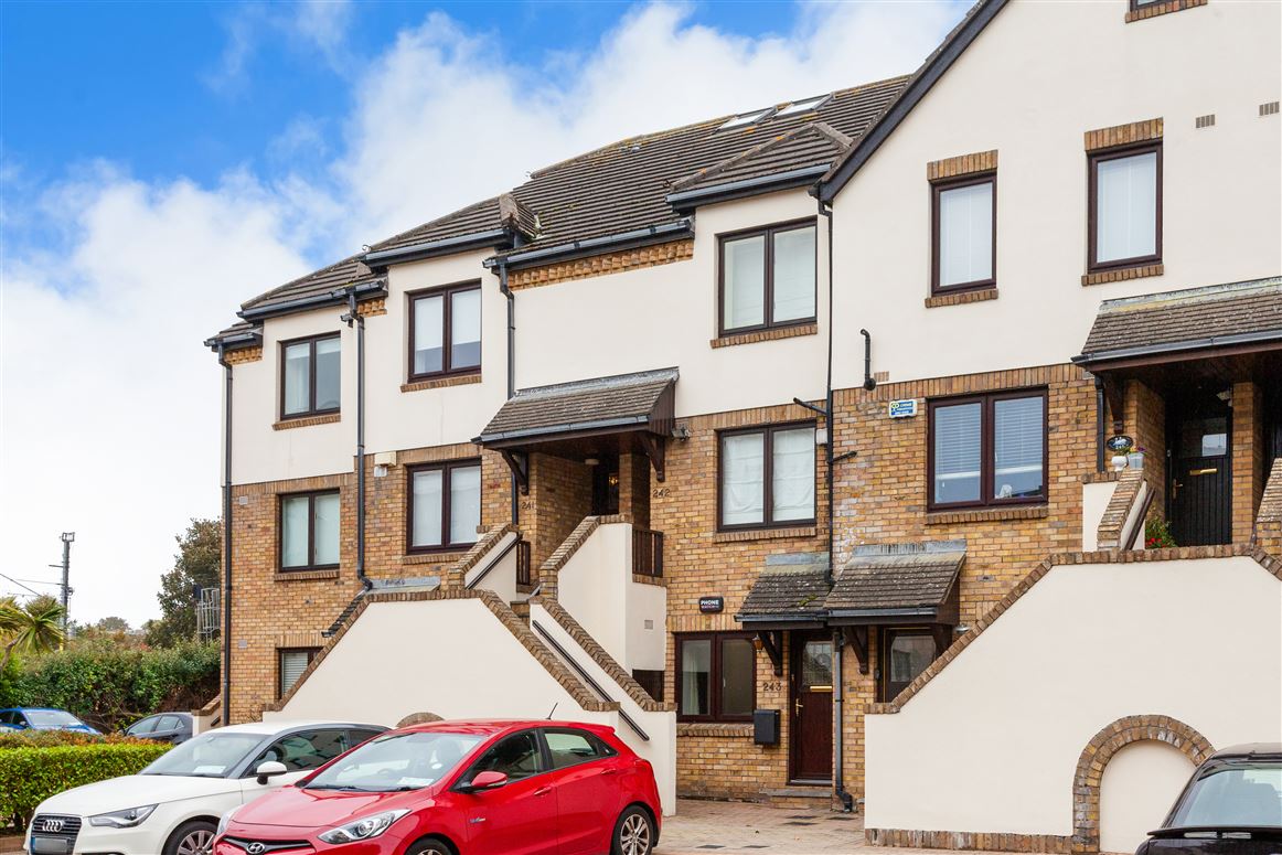 243 The Marina Village, Malahide, County Dublin