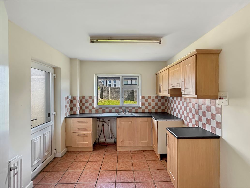 35 Tirellan Heights, Headford Road, Galway 35 Tirellan Heights, Headford Road, Galway