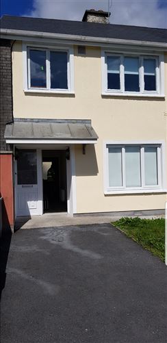 https://photos-a.propertyimages.ie/media/9/4/8/4931849/6f68e3aa-4e7d-4afa-b83c-7a6b092c8a29_l.jpg