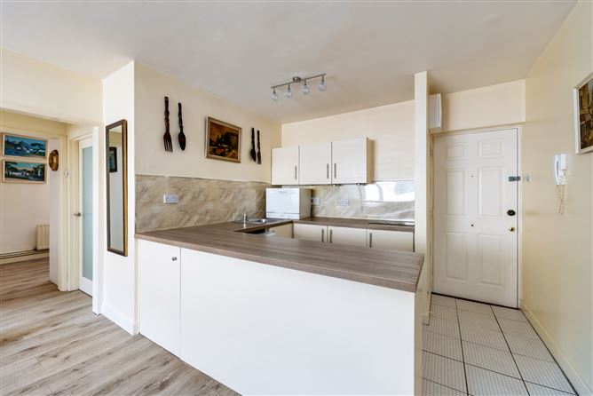 1 Warren Court, Warrenhouse Road, Baldoyle, Dublin 13