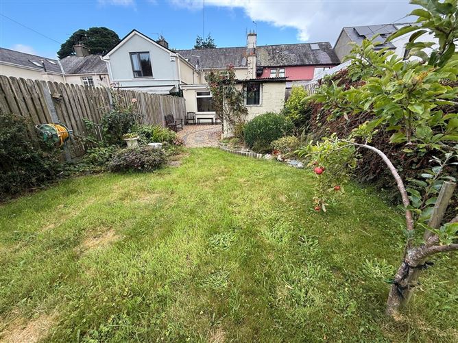 5 St. Allman's Terrace, Rock Road, Killarney, Co. Kerry